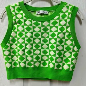 Zara Green Geometric Pattern Crop Top